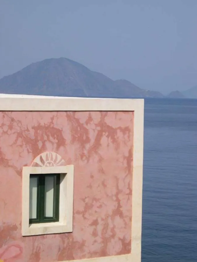 Hotel Residence Il Mulino Alicudi 0*,